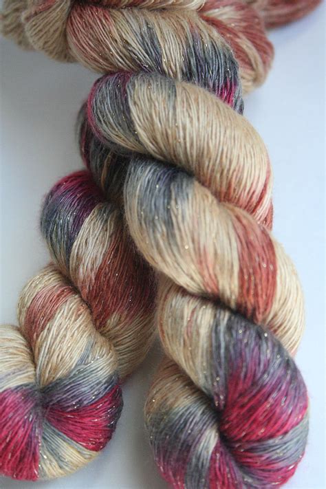 Cashmere Glitter Yarn in 1018 Gold from Artyarns