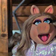 Miss Piggy's karate chops | Miss piggy, The muppet show, Piggy