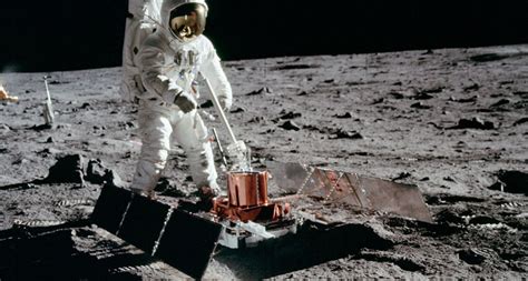 Apollo-era moonquakes reveal that the moon may be tectonically active