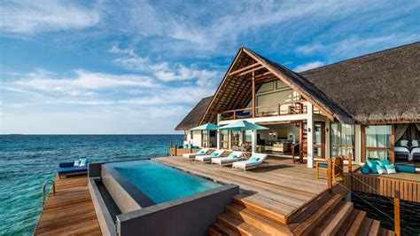 Top 5 Luxury Overwater Villas: Fiji, Maldives, Bora Bora, Cambodia