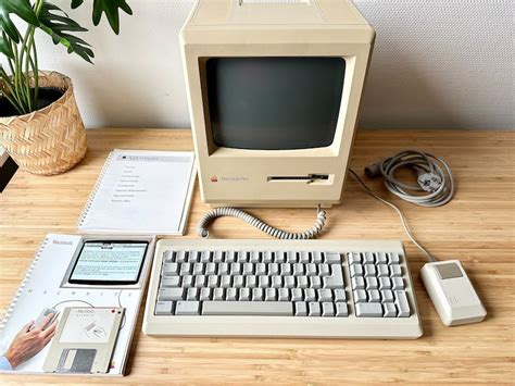 Apple Macintosh Plus - Etsy