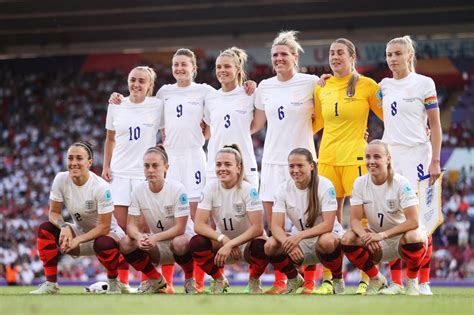 BBC presenter Eilidh Barbour: England soccer team 'too white'