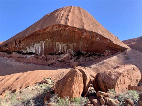 The Uluru Base Walk | A COMPLETE GUIDE For The Walk Around Uluru