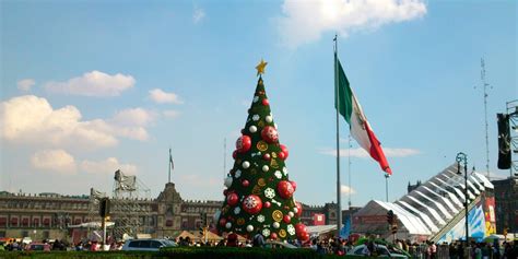 ¿Cuándo se puso el primer árbol de navidad en México? – Gran Turismo México