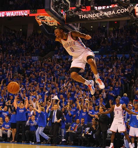 Russell Westbrook Dunk Wallpaper - WallpaperSafari