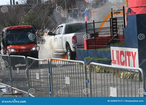 Bud Light Parade 2023 I editorial photography. Image of festival ...