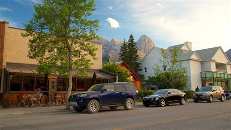 Where to Stay in Canmore: Best neighborhoods | Expedia