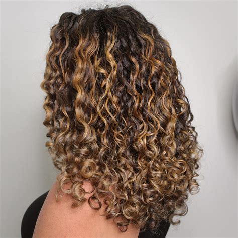 25 Balayage Ideas for Long and Short Curly Hair