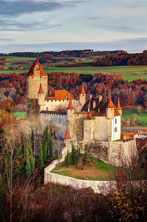 Lucens Castle / Switzerland (by Davide Seddio). - It's a beautiful world