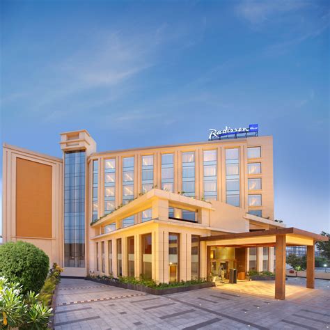 Radisson Blu Jammu 𝗕𝗢𝗢𝗞 Jammu Hotel