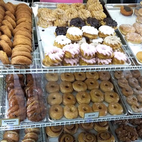 Holy Moly Donut Shop in Detroit (Photos, Menu, Reviews & Ratings)