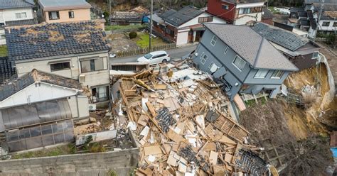 Photos: Aftermath of devastating earthquake in Japan | Earthquakes News - WireFan - Your Source ...