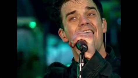 Robbie Williams - Feel Live At Knebworth - YouTube