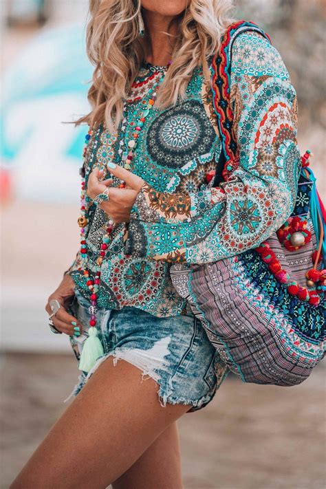 That colourful bohemian tunic that got everybody talking! | Boho chic outfits, Boho fashion ...