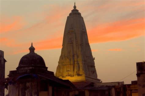 The “Kashi of Dakshin” – Wai | Hindu temple, Around the world in 80 days, Temple