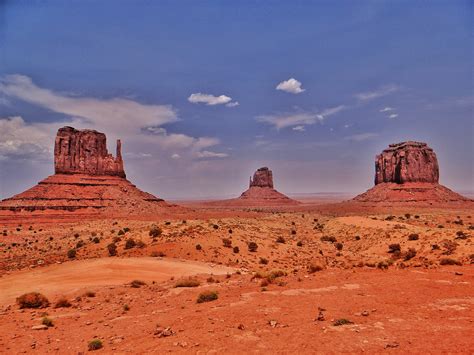 Watch the unique rock formations at Monument Valley (video incl.) - WORLD WANDERISTA