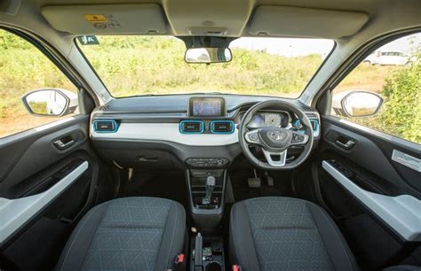 Opinion: Here Is Why Punch Has The Best Interior On Any Tata Yet | CarDekho.com