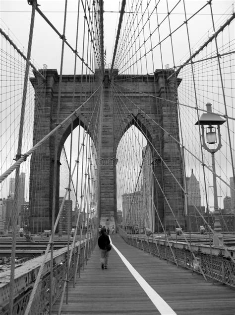 Brooklyn Bridge Black And White Stock Photo - Image of architecture ...