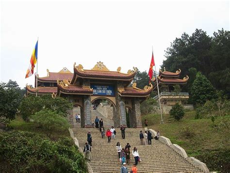 Tay Thien monastery, Vietnam: You can stay overnight, learn how to meditate and live like a monk ...