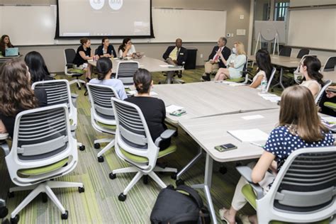 USF Health physicians showcase specialties to medical students - USF Health NewsUSF Health News