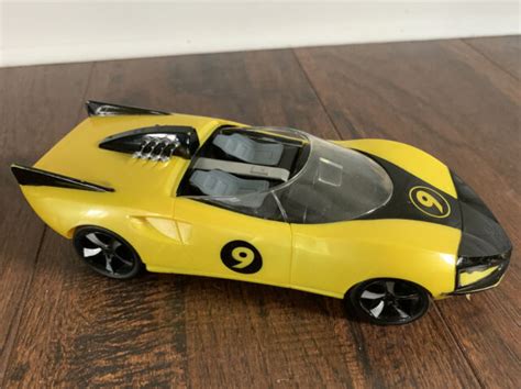 Hot Wheels Speed Racer Mach 9 Side-Flipping Race & Flip 2008 Mattel M4531 Yellow | eBay