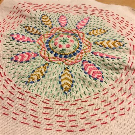 384 best Kantha work images on Pinterest | Hand embroidery, Blouse designs and Embroidery stitches