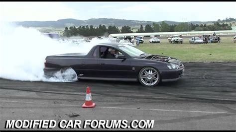 VY SS Ute at Burnout Warriors 2009 - YouTube