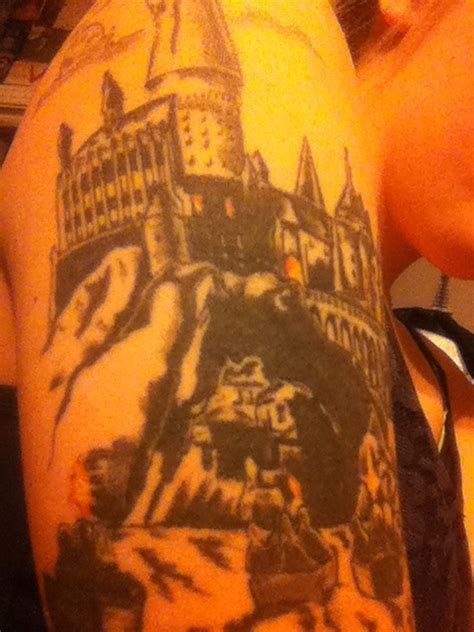 My Hogwarts tattoo :) | Hogwarts tattoo, Harry potter tattoos, Harry potter tattoo