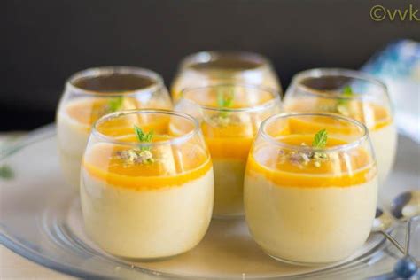 Vegan Mango Mousse with Coconut Milk Cream | Vegan Mango Desserts | Mango mousse, Mango dessert ...