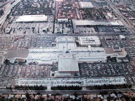 Riverside - Galleria at Tyler | 1991 - Aerial view of Tyler … | Flickr