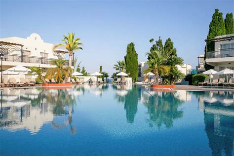 Louis Paphos Breeze - Paphos Resort hotels | Jet2holidays