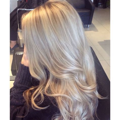 Full head of highlights | Blonde hair, Hair highlights, Blonde hair looks