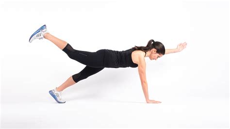 The Best Isometric Core Exercises for Runners - Women's Running