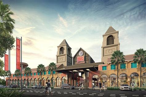 Foto : Luxury Outlet Summarecon Karawang Resmi Dibuka Kuartal I-2023