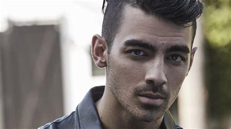 Joe Jonas - New Songs, Playlists & Latest News - BBC Music