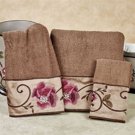 30 Fancy Decorative Bathroom towel Sets - Home, Family, Style and Art Ideas