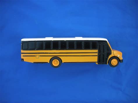 Die Cast Thomas Built Buses Saf-T-Liner C2 School Bus 1/54 Scale | #1867081266