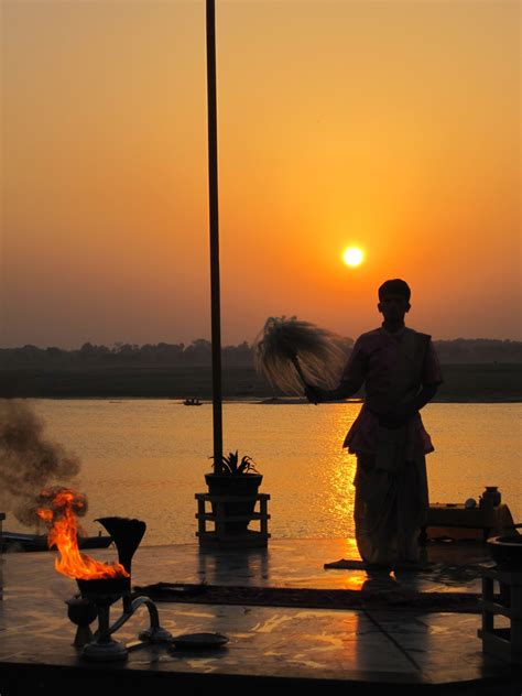 How To Attened Ganga Aarti In Varanasi ~ Hotel River View - Varanasi