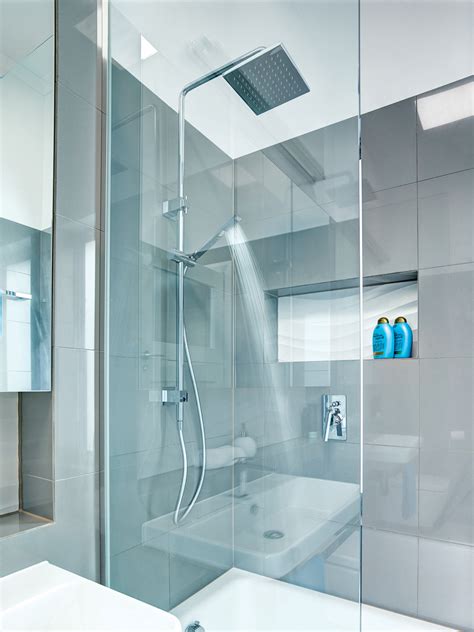 Award-winning futuristic bathroom design - Completehome