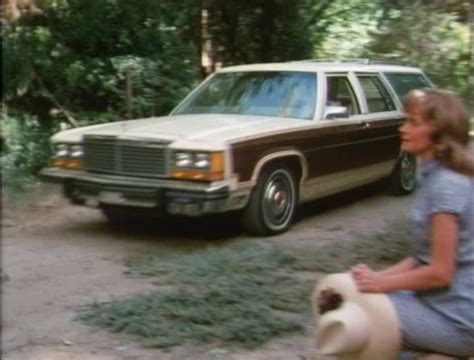 IMCDb.org: 1980 Ford LTD Country Squire in "Falcon Crest, 1981-1990"