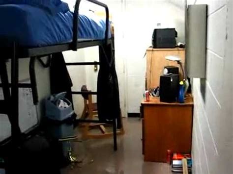 Cameron's Dorm at TN Tech - YouTube