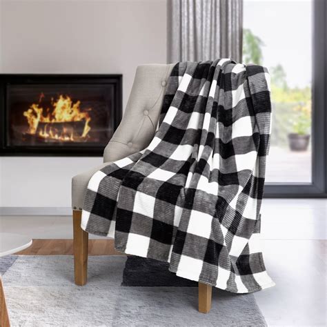 Safdie & Co. Flannel Printed Ribbed Throw Blanket, Black and White Plaid - Walmart.com