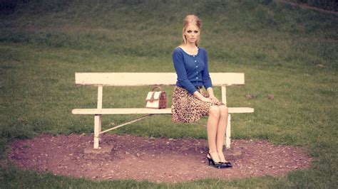Girl sitting on a bench wallpapers and images - wallpapers, pictures ...
