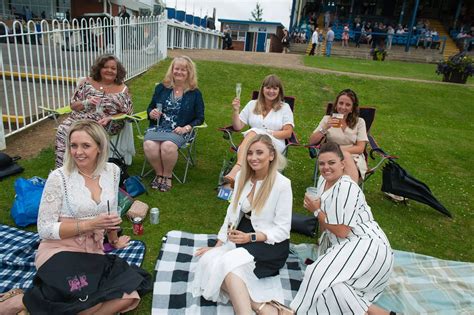 44 terrific pictures from Ladies Day 2019 at Leicester Racecourse - Leicestershire Live