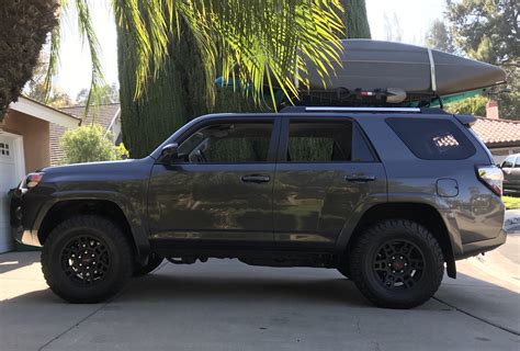 Twin Kayak setup on the 4Runner. It’s been two years of solid ...