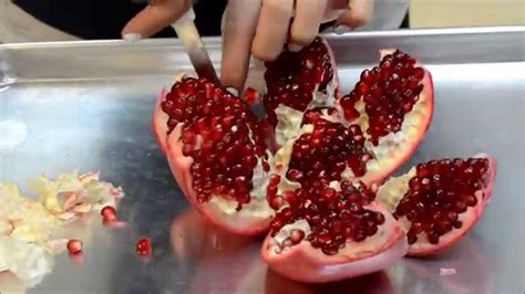 Pomegranate Cutting Technique - Fruit Cutting tip - YouTube