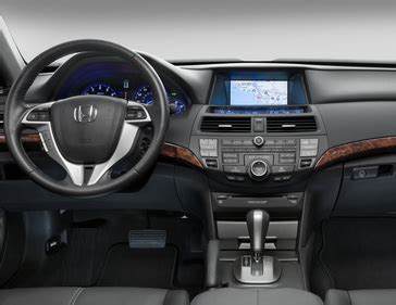 2010 Honda Accord Crosstour Interior Offers Innovation in Space Utilization