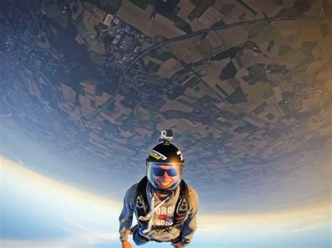 Distance and Time to Reach Terminal Velocity While Skydiving