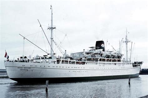 No.901 Randfontein launched in 1958 | The World's Passenger Ships