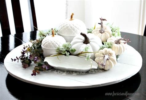 DIY`Lazy Susan Turntable and Fall Centerpiece - Pretty DIY Home